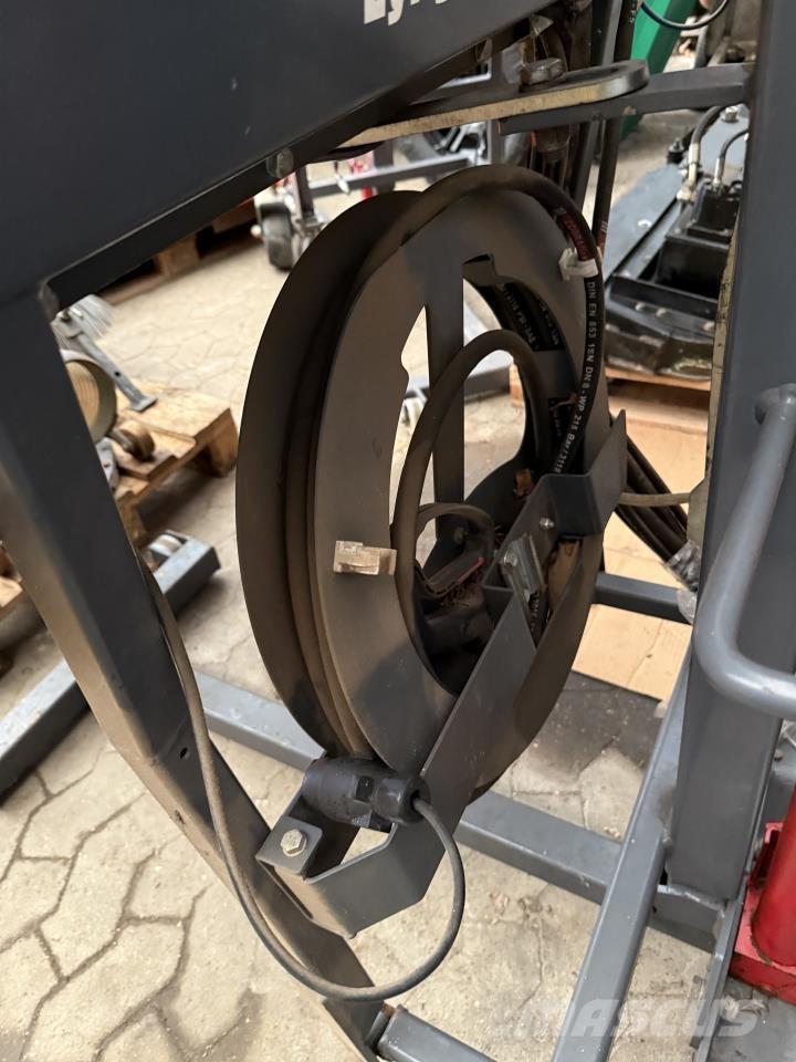 Timan FSA 12000 工具车