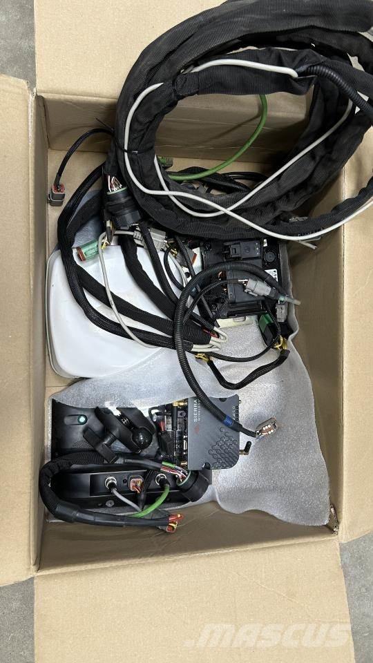 Trimble GFX-750 GPS全球定位系统