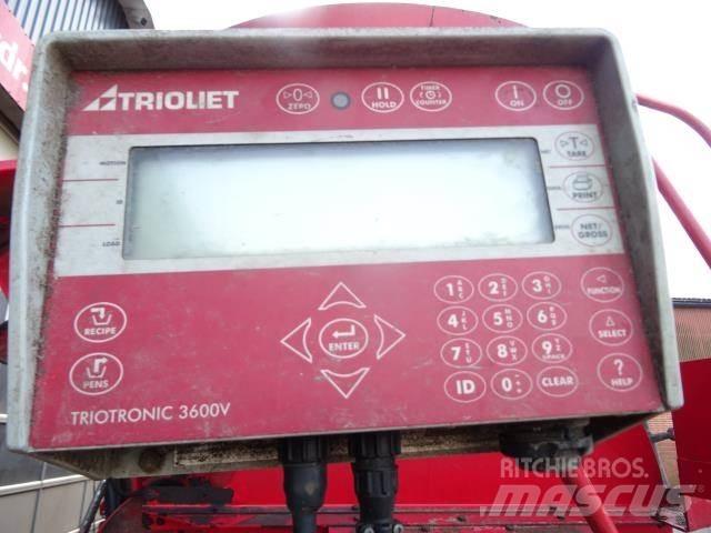 Trioliet 3000-3 青饲料搬运车