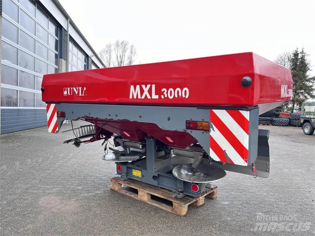 Unia MXL3000 液肥喷雾机
