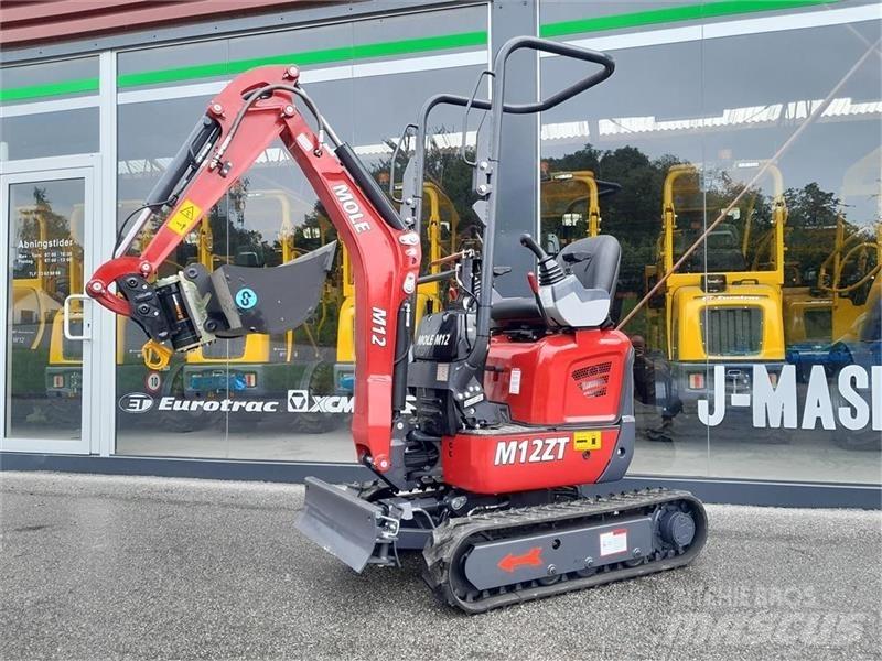 Mole M12 小型挖掘机