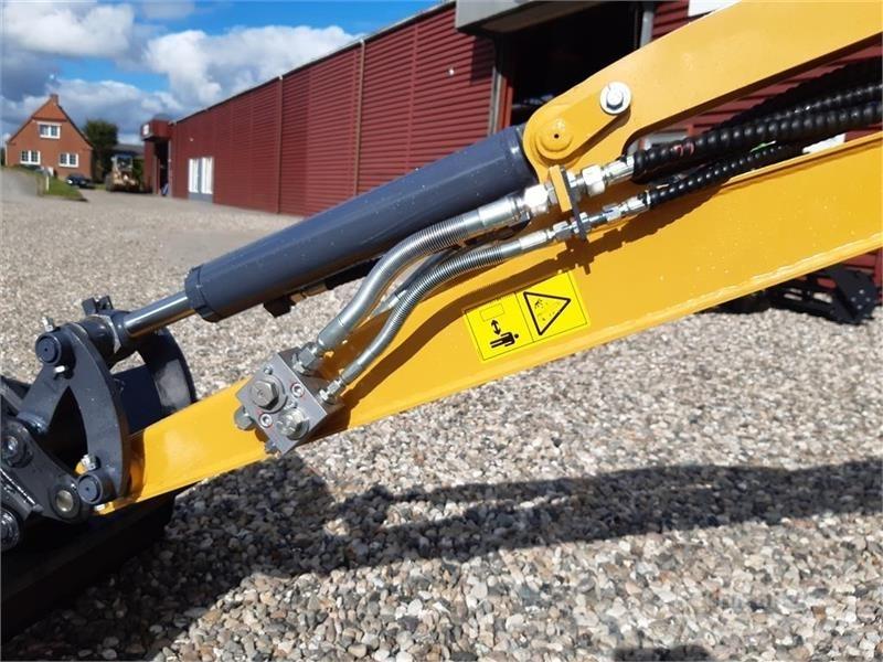 XCMG xe20e 小型挖掘机