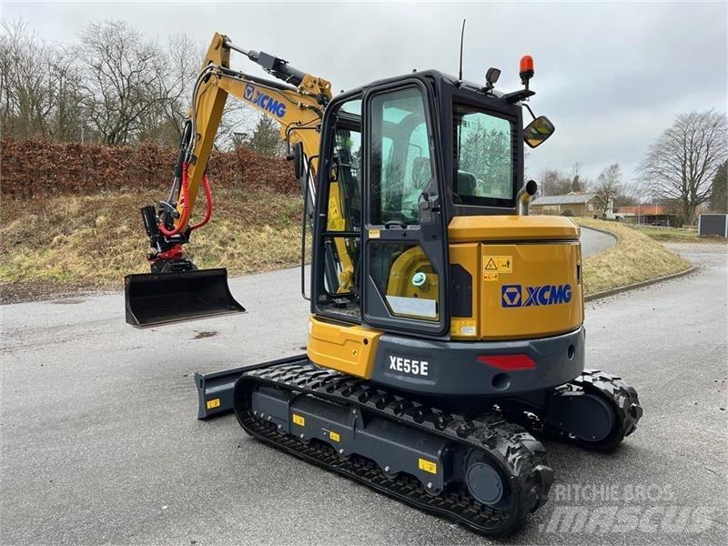 XCMG XE55E 履带挖掘机