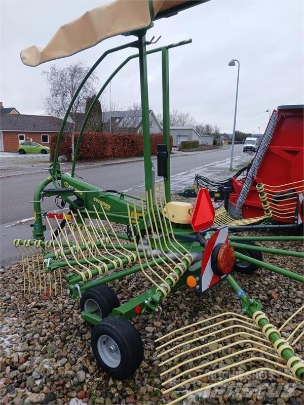 Krone  犁耙和摊草机