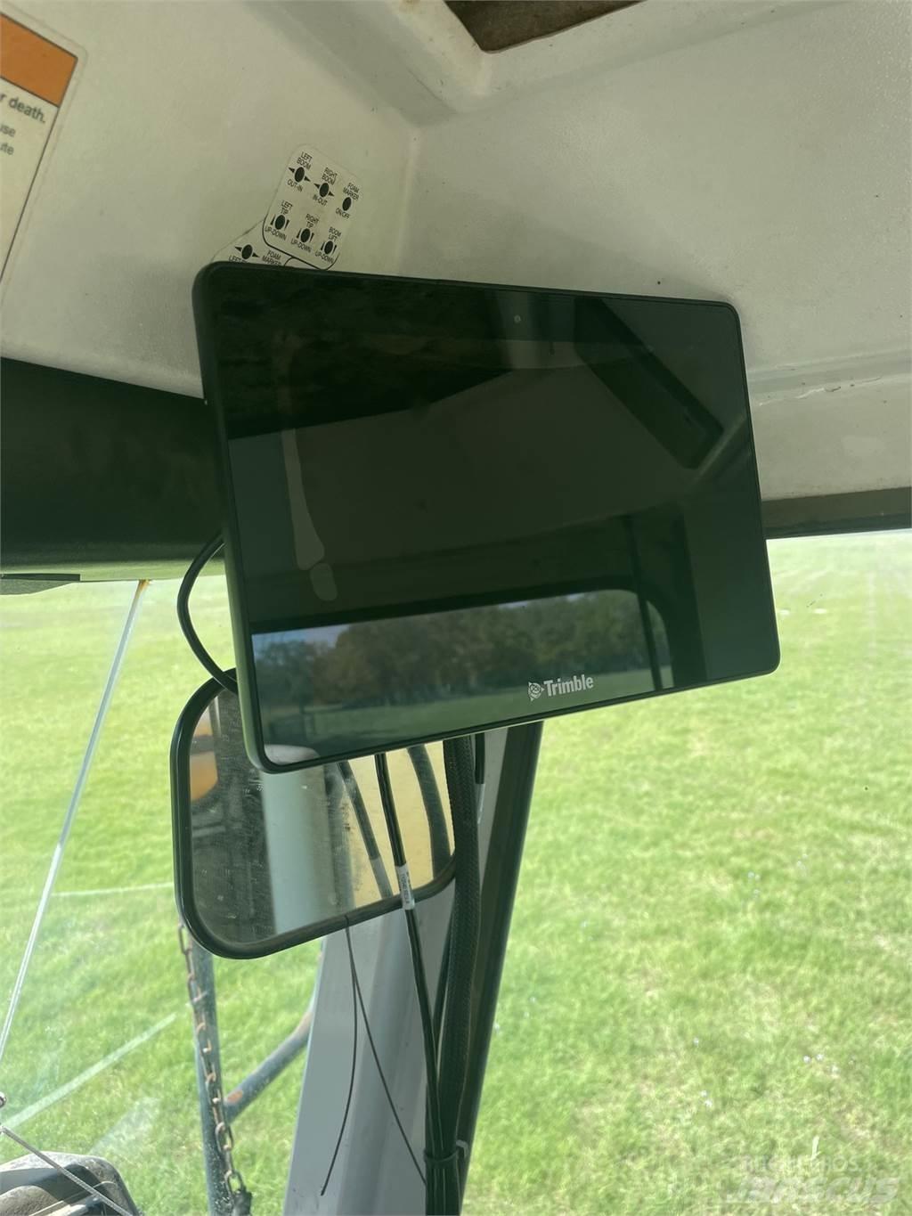 Agco 4640 牵引式喷雾机