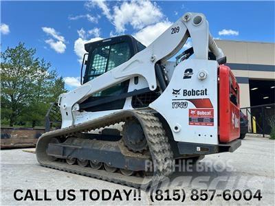 Bobcat T740 小型装载机