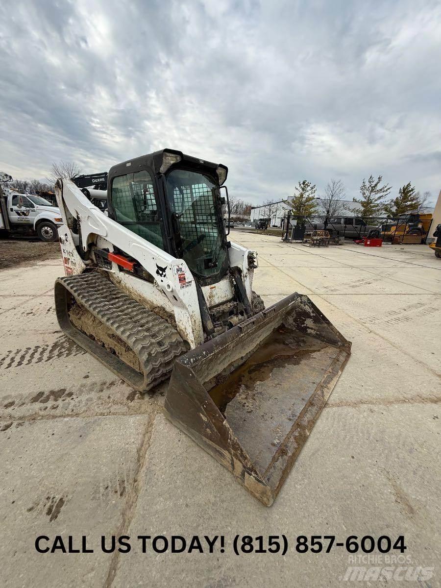 Bobcat T740 小型装载机
