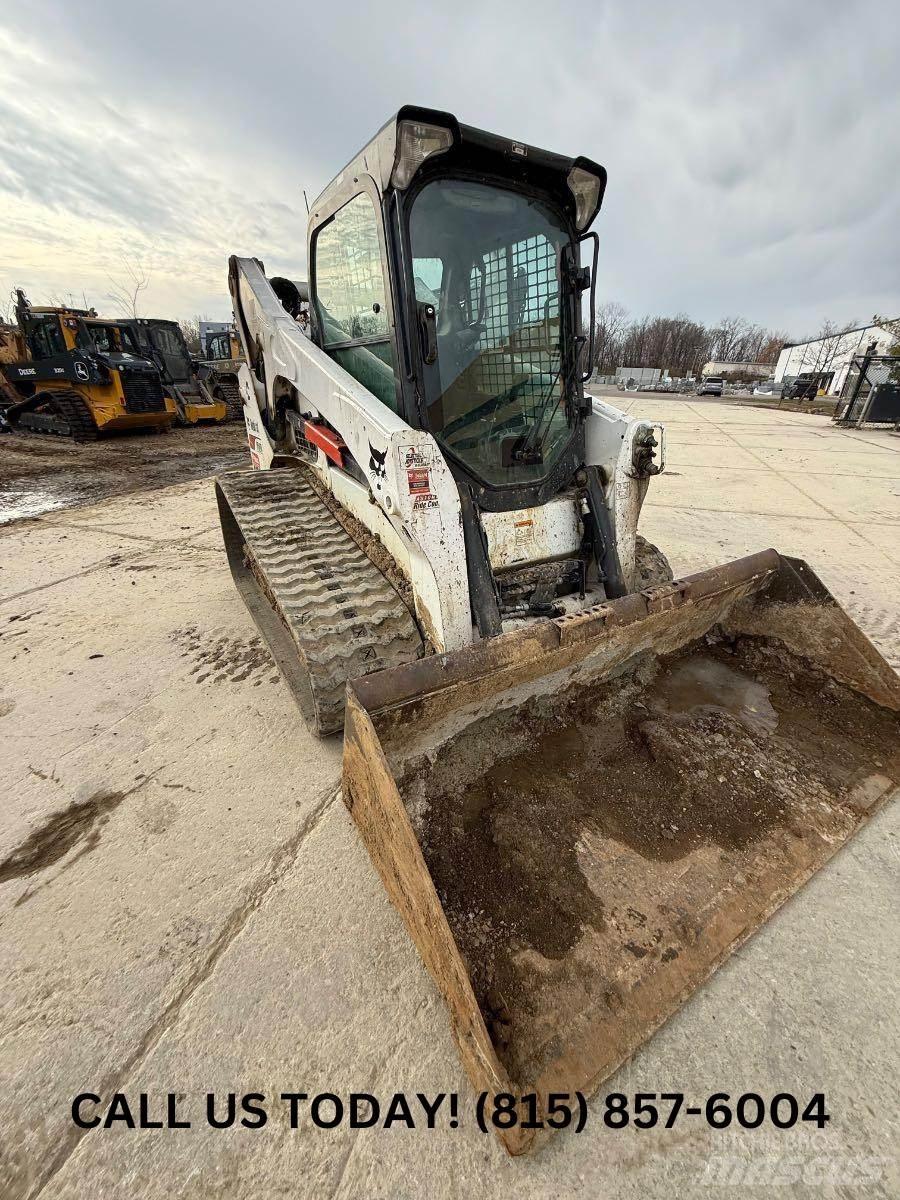 Bobcat T740 小型装载机