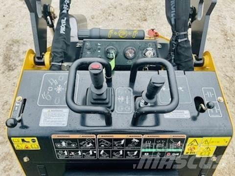 Boxer 700HD 小型装载机
