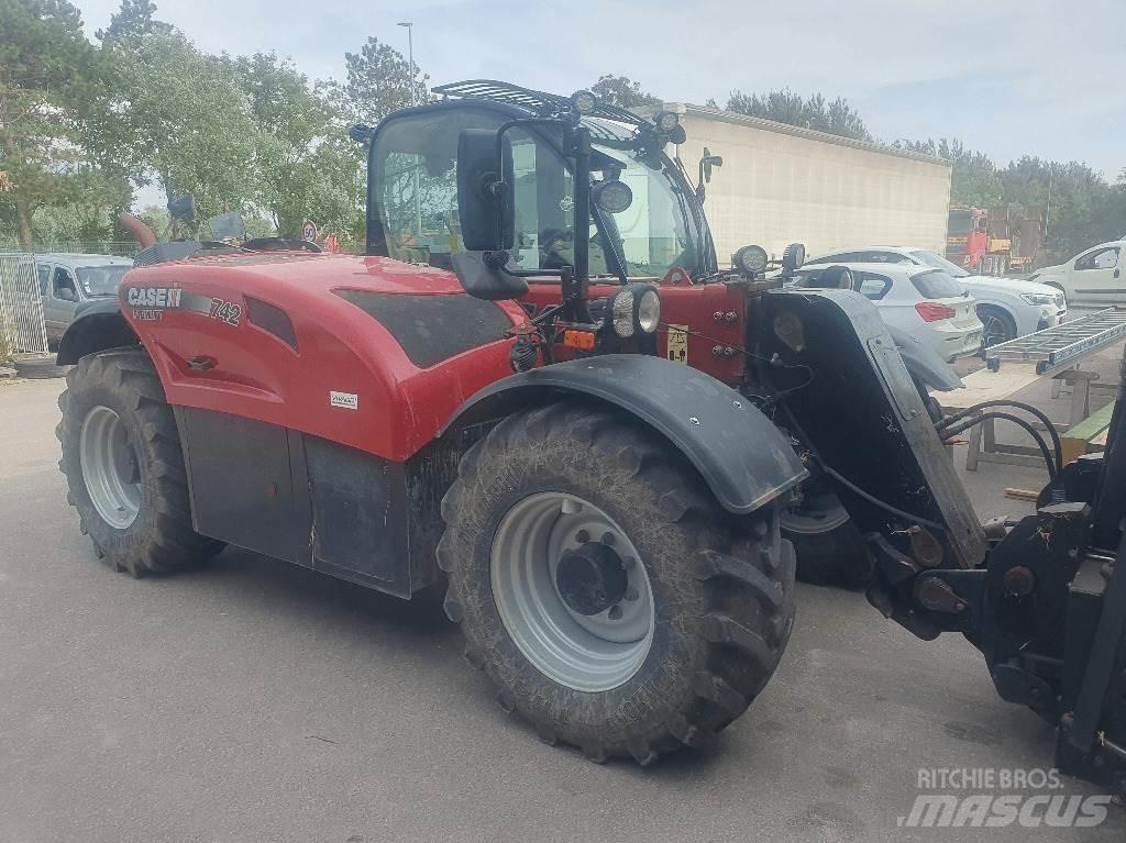 Case IH 742 拖拉机/农用车