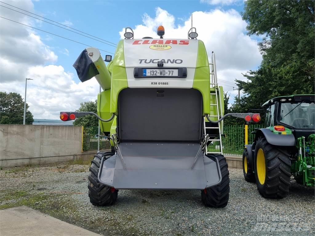 CLAAS 430 Tucano 联合收割机