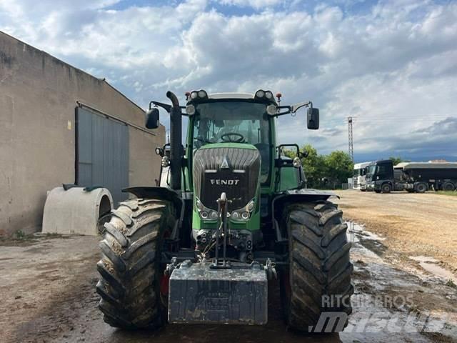 Fendt 824 拖拉机/农用车