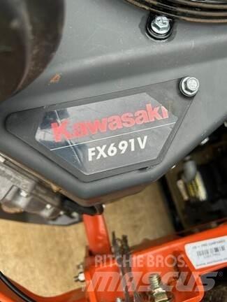 Husqvarna Z548 零回转割草机
