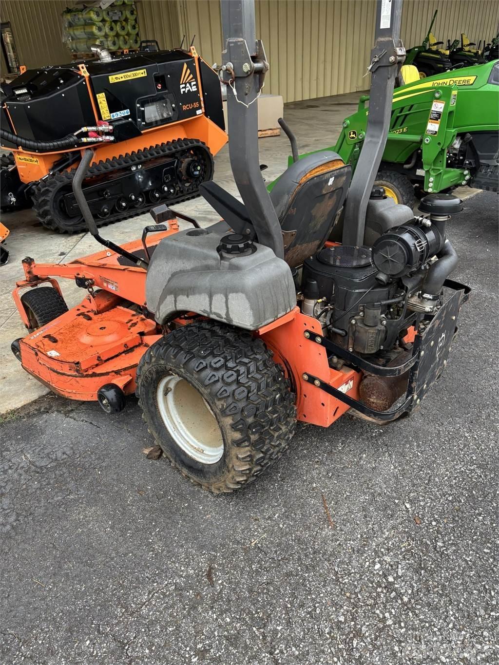 Husqvarna Z6127 零回转割草机