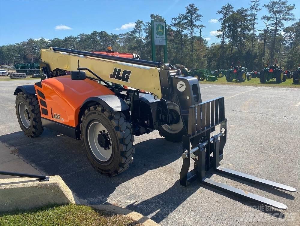 JLG 742 伸缩臂叉装车|叉装车