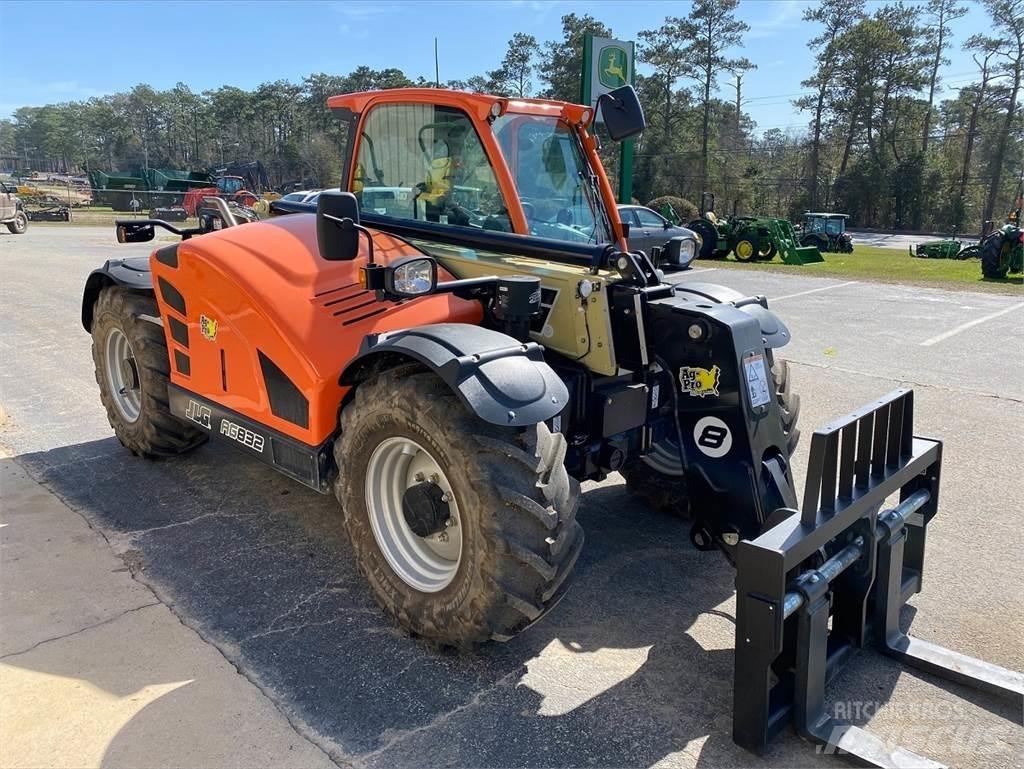 JLG 832 伸缩臂叉装车|叉装车
