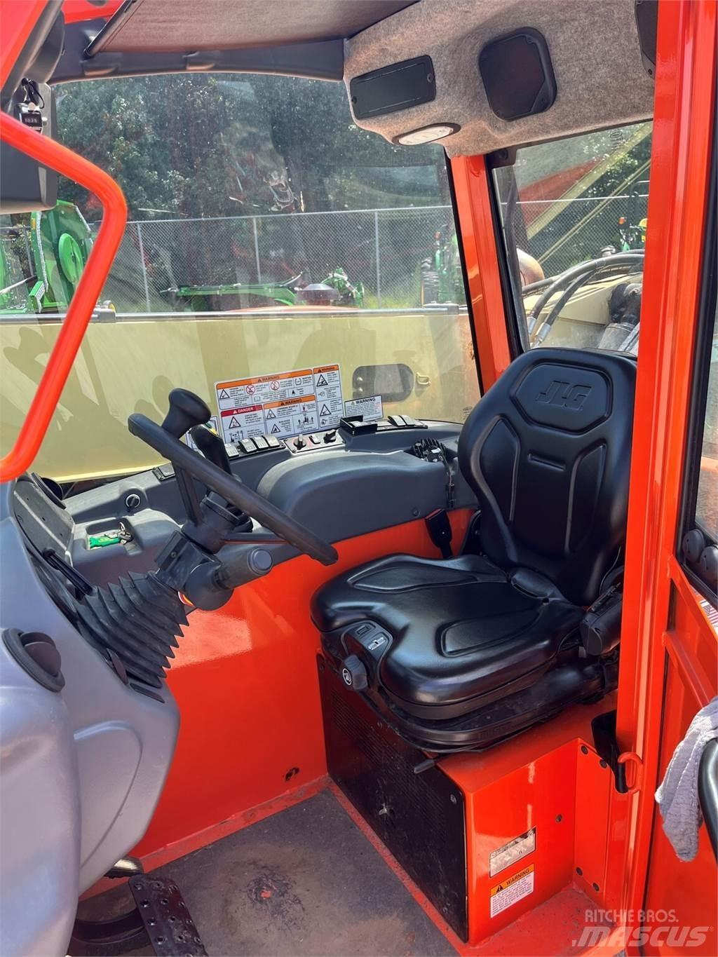 JLG G5-18 伸缩臂叉装车|叉装车