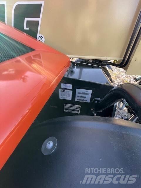 JLG G5-18A 电动叉车