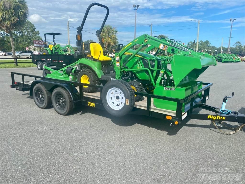 John Deere 1023E 小型拖拉机