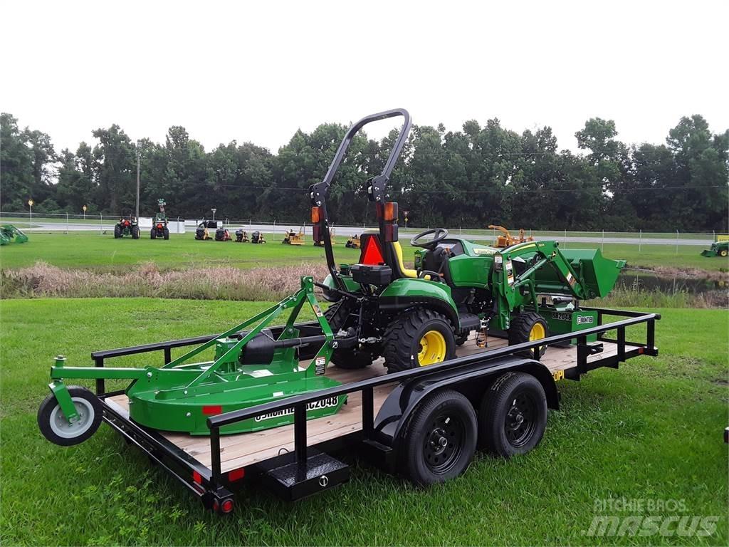 John Deere 1025R 小型拖拉机