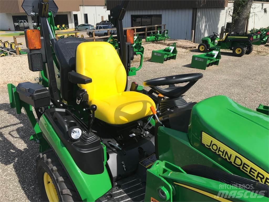 John Deere 1025R 小型拖拉机