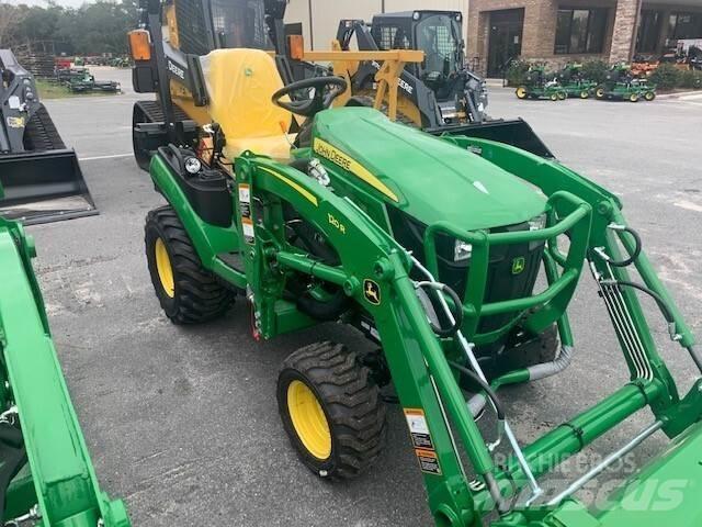 John Deere 1025R 小型拖拉机