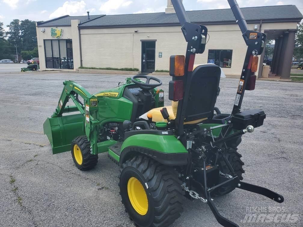 John Deere 1025R 小型拖拉机