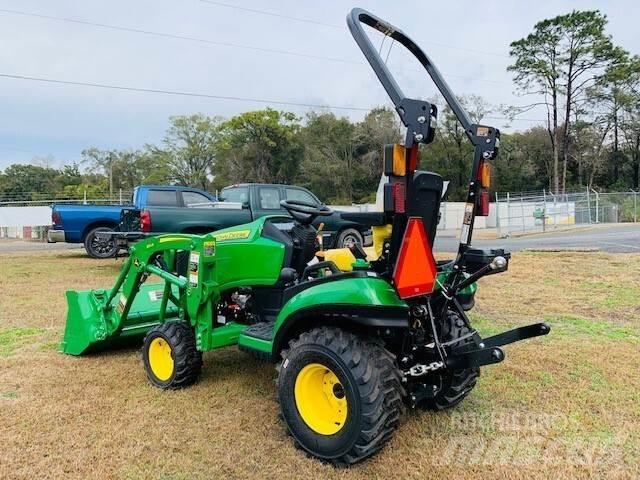 John Deere 1025R 小型拖拉机