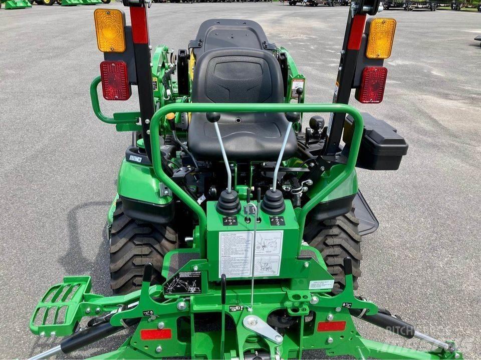 John Deere 1025R 小型拖拉机