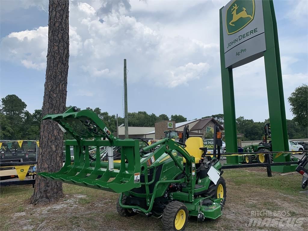 John Deere 1025R 小型拖拉机