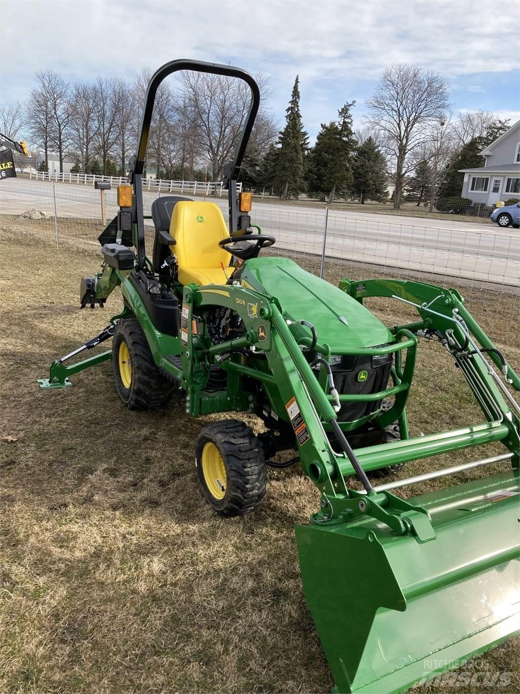 John Deere 1025R 小型拖拉机