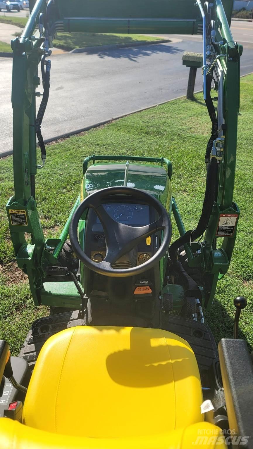 John Deere 1025R 小型拖拉机