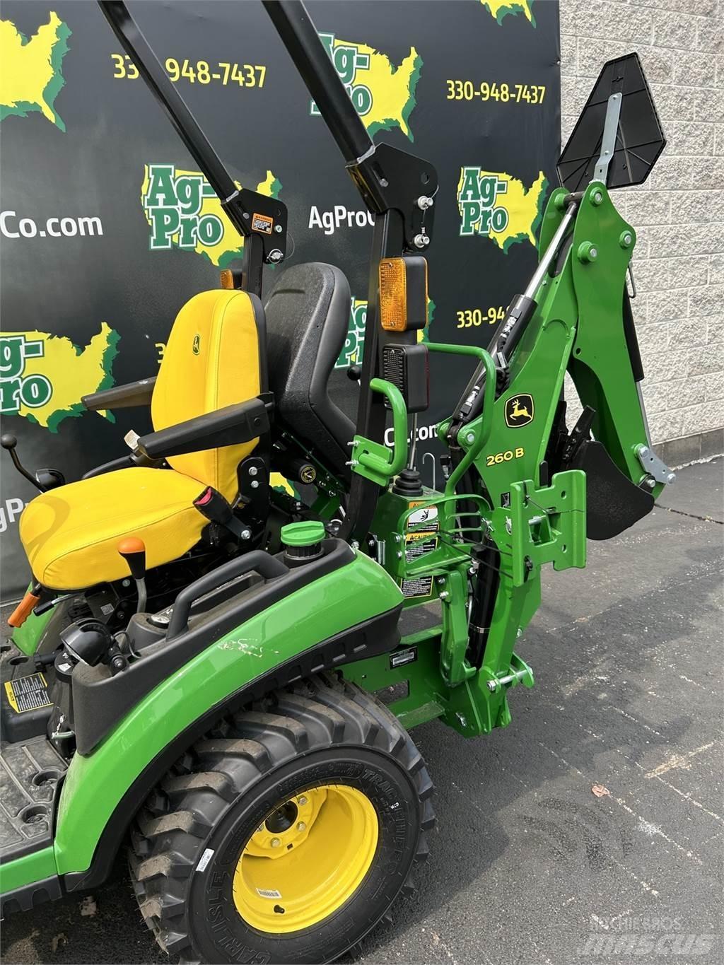 John Deere 1025R 小型拖拉机