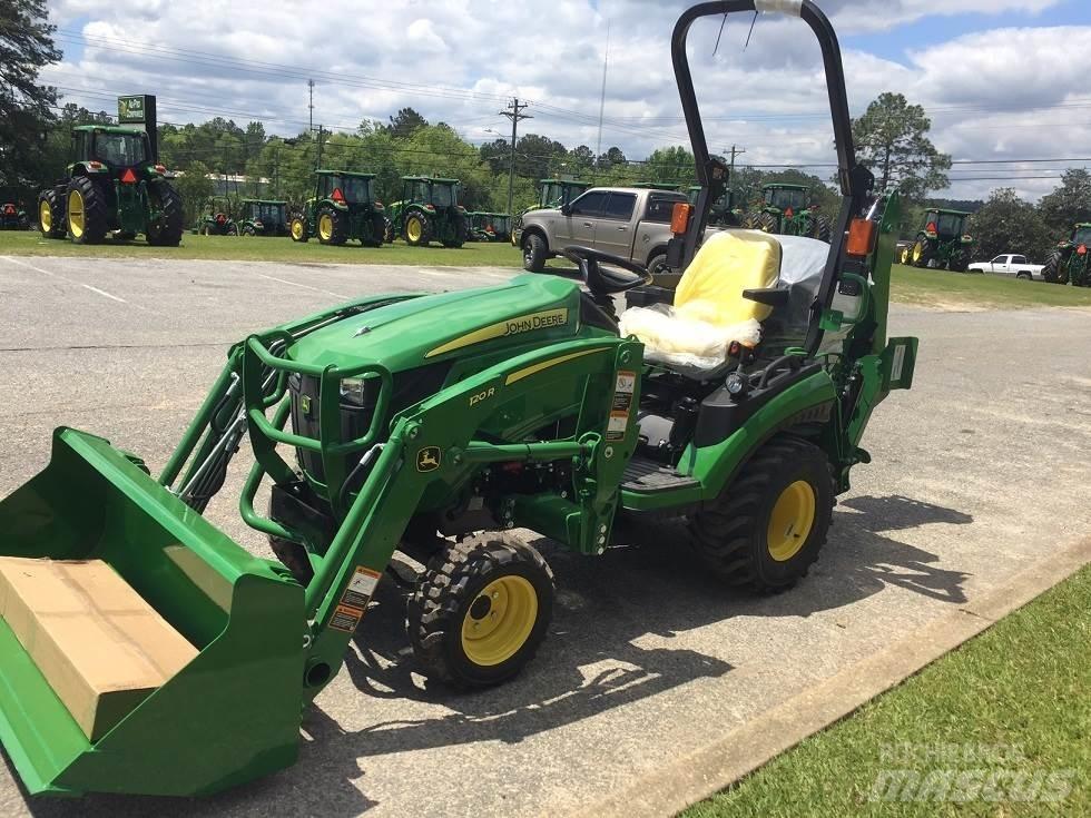 John Deere 1025R 小型拖拉机
