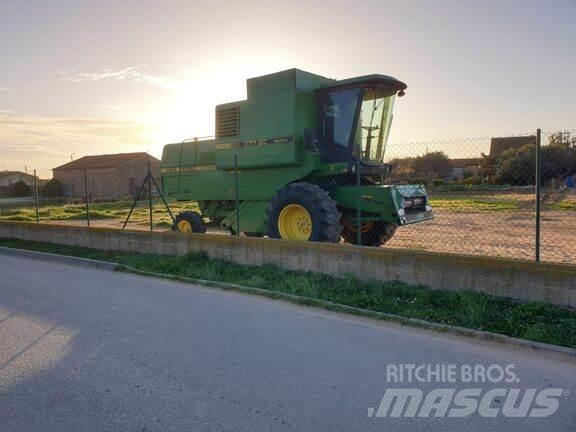 John Deere 1177 联合收割机