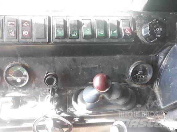 John Deere 1177 联合收割机