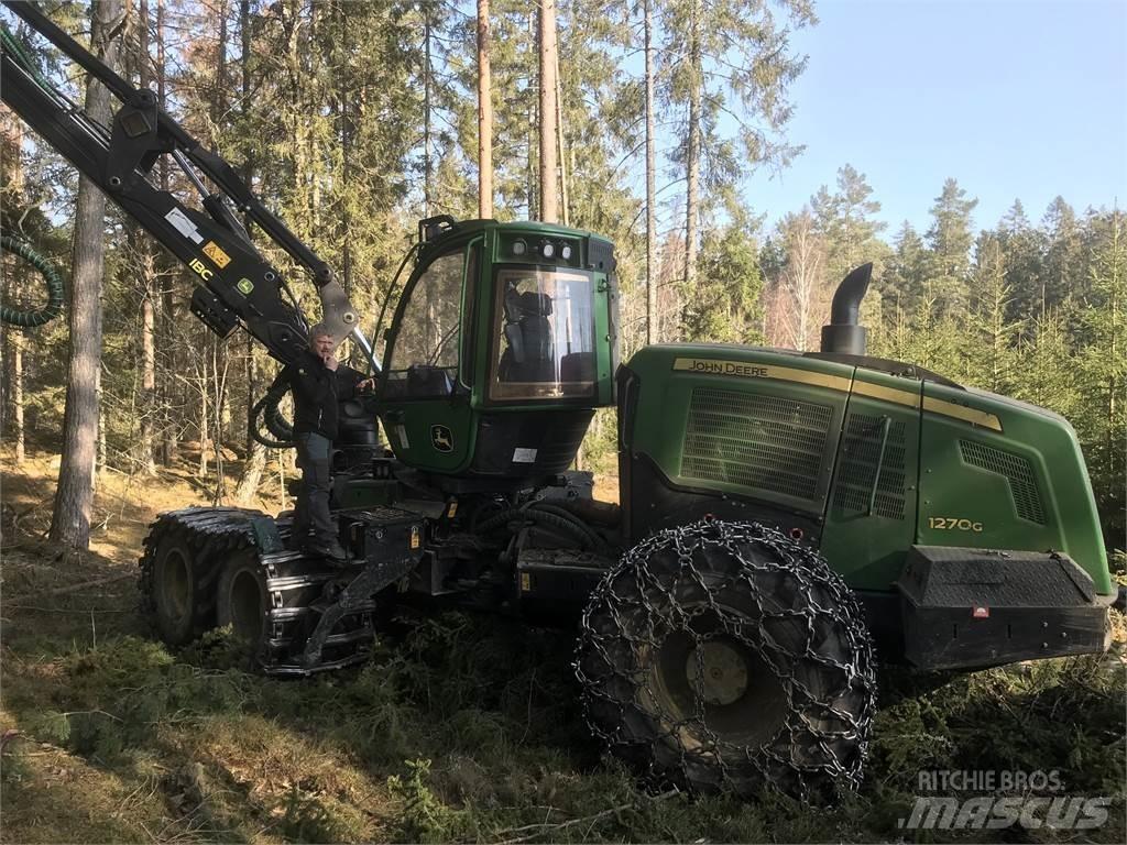 John Deere 1270G 收割机