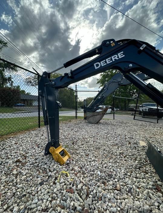 John Deere 17 P 小型挖掘机