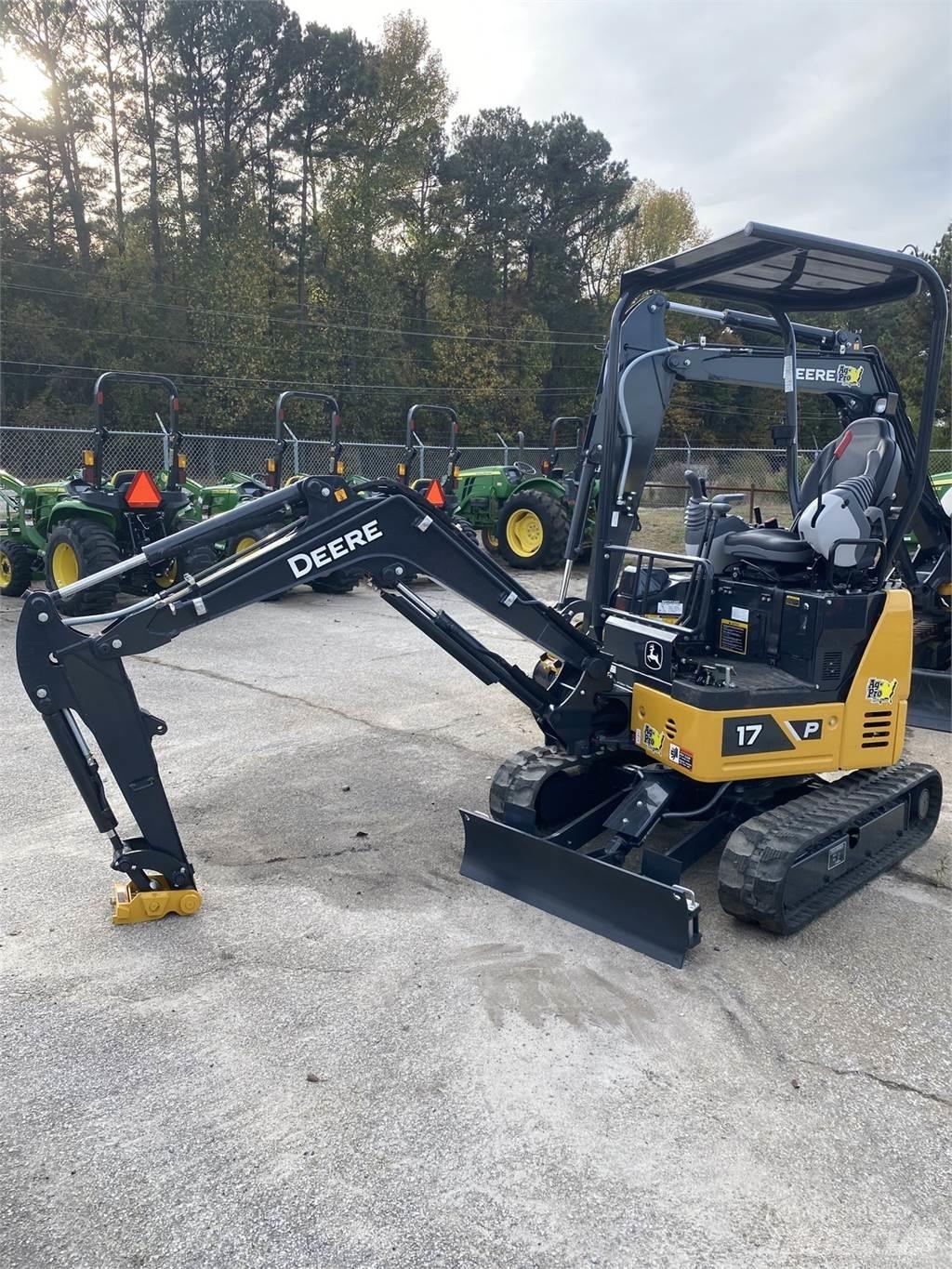 John Deere 17 P 小型挖掘机