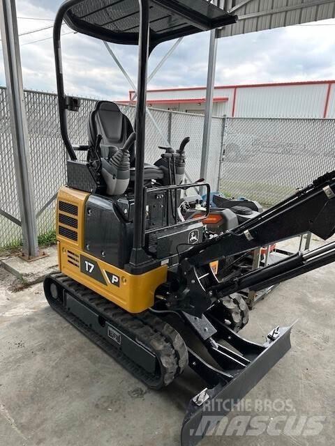 John Deere 17 P 小型挖掘机