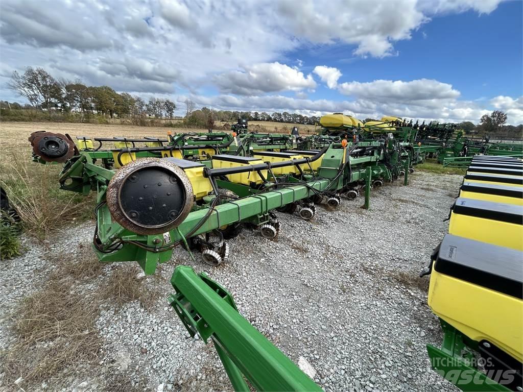 John Deere 1720 种植机