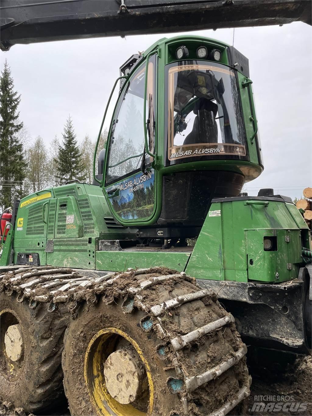 John Deere 1910G 集运机