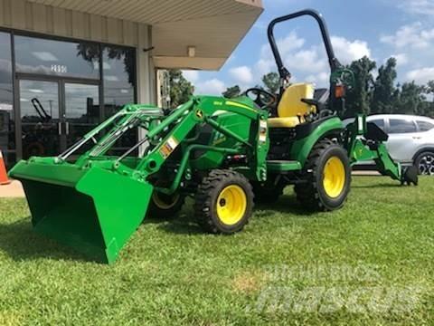 John Deere 2025R 小型拖拉机