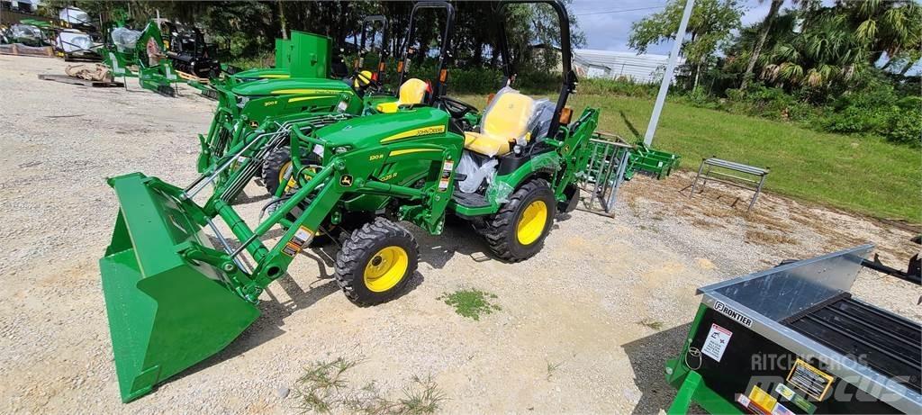 John Deere 2025R 小型拖拉机