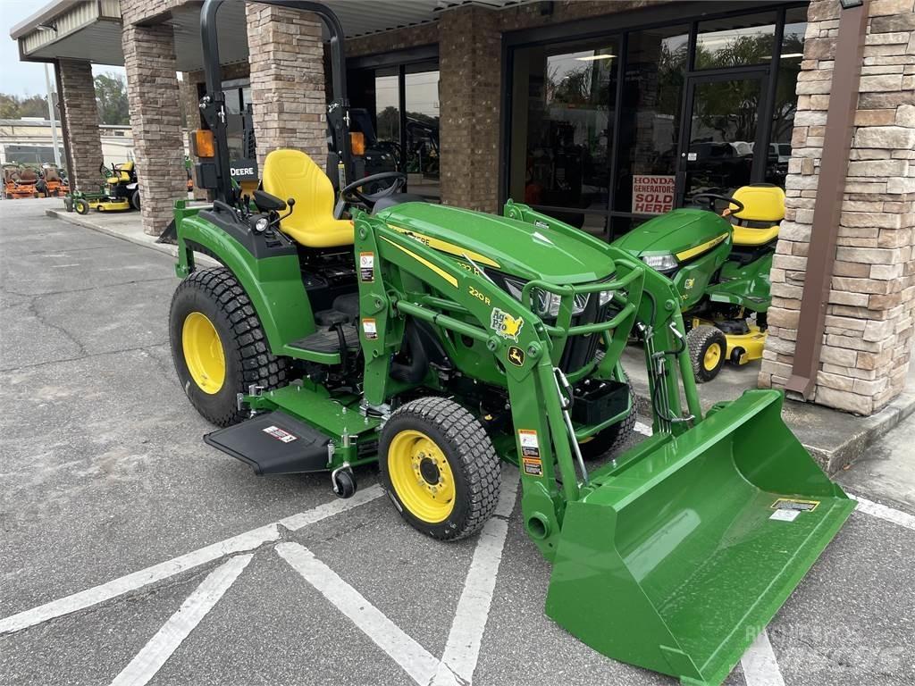 John Deere 2032R 小型拖拉机