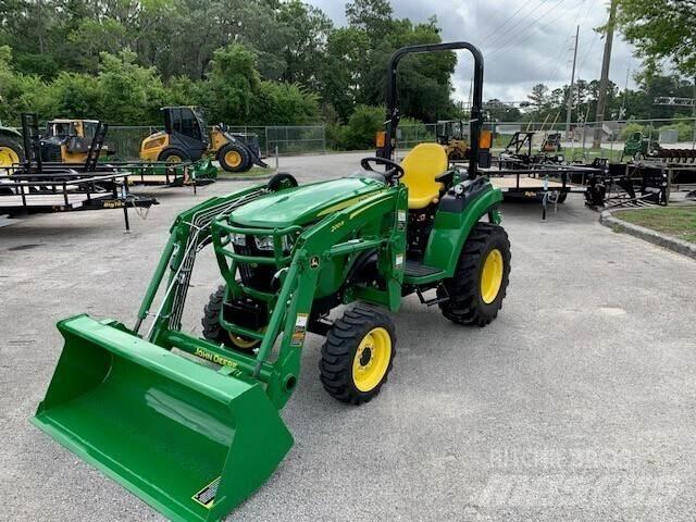 John Deere 2032R 小型拖拉机