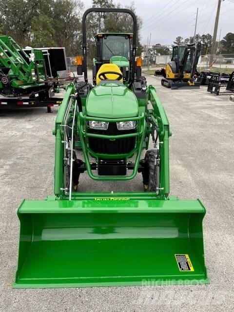 John Deere 2038R 小型拖拉机