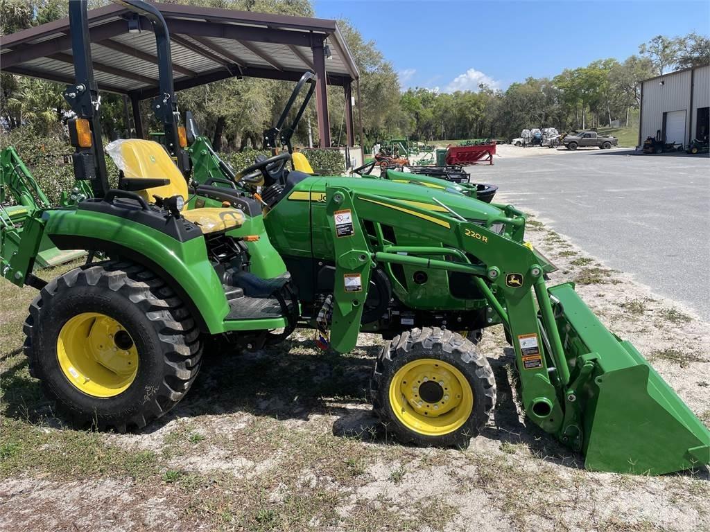 John Deere 2038R 小型拖拉机