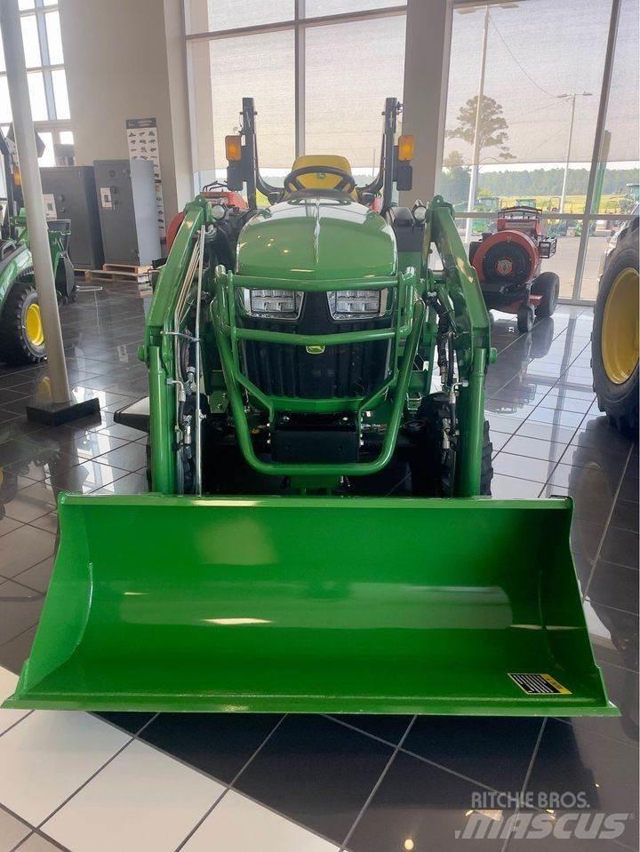 John Deere 2038R 小型拖拉机