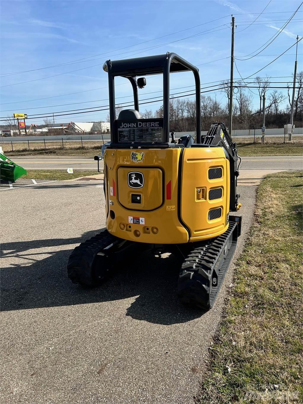 John Deere 30 P 小型挖掘机